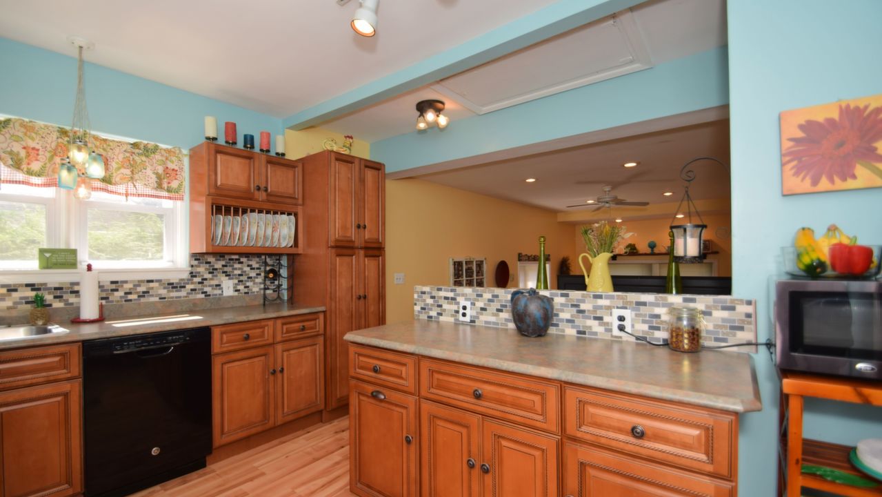 408 Meetinghouse Rd, Ambler, PA, 19002 Scene 2