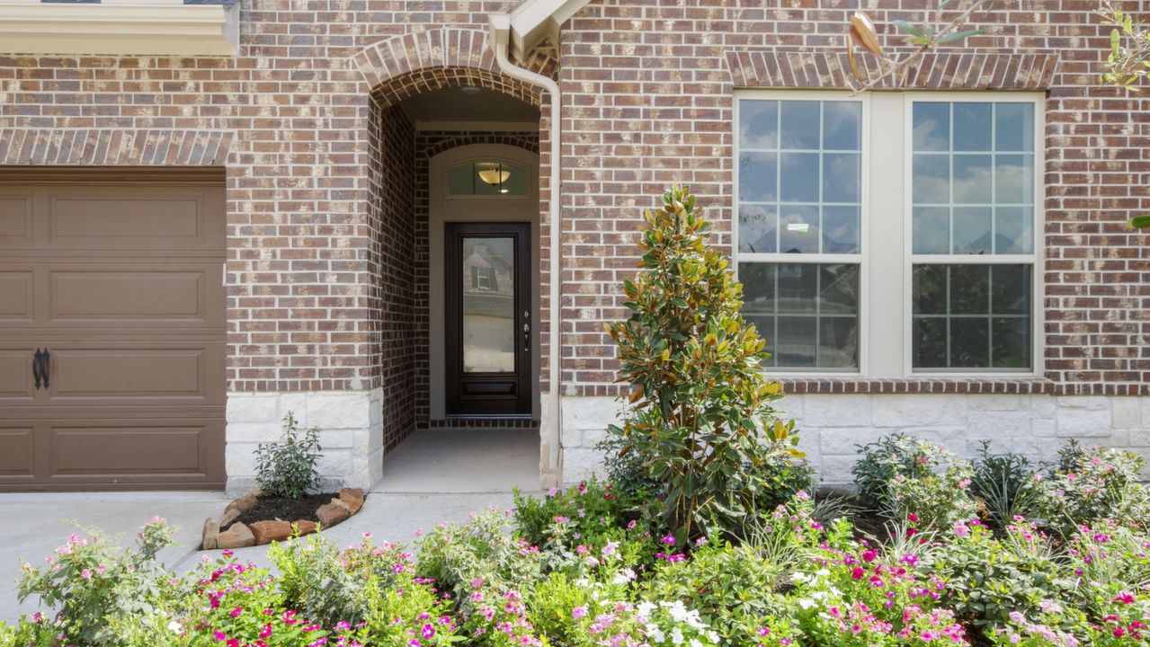 6911NorthElmwood _003