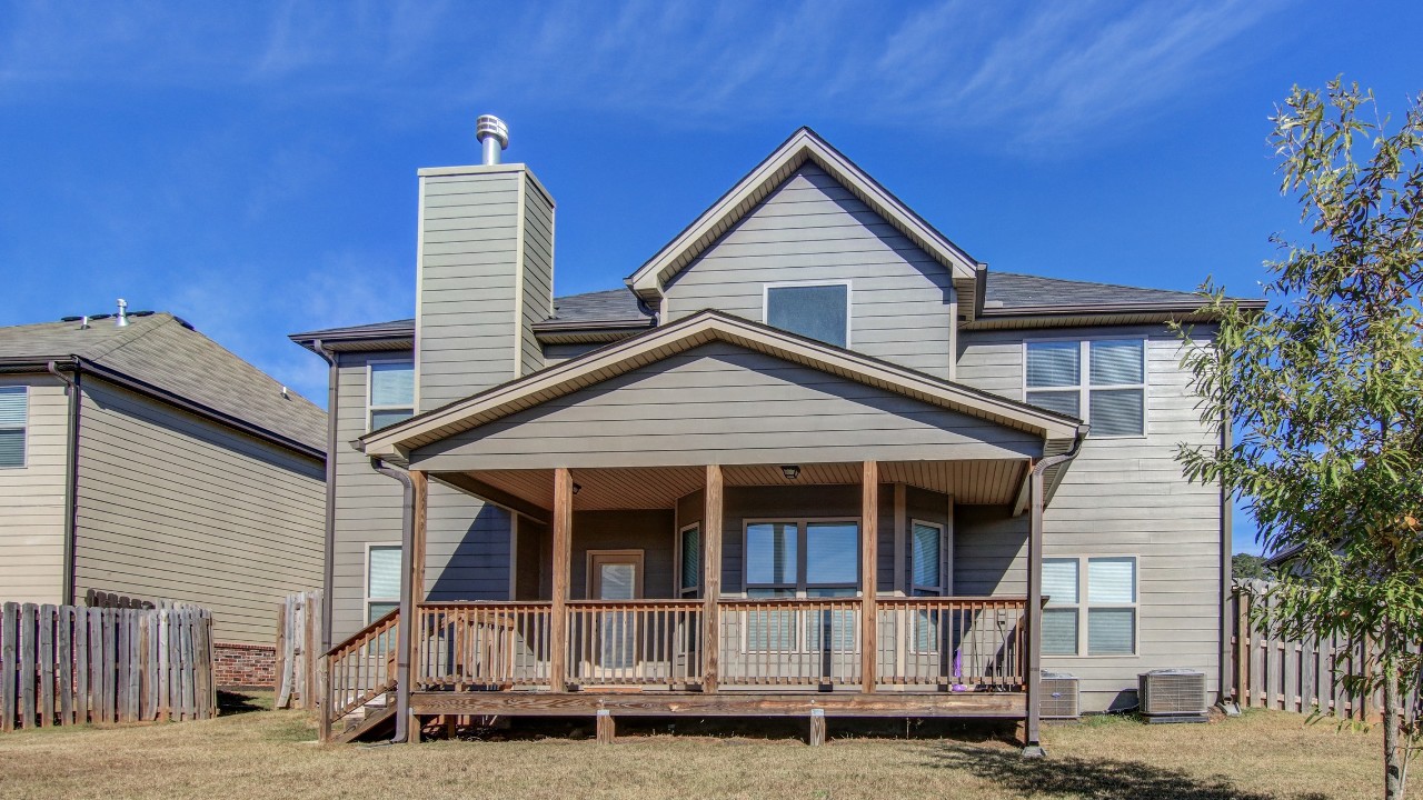 Back of House - Deck