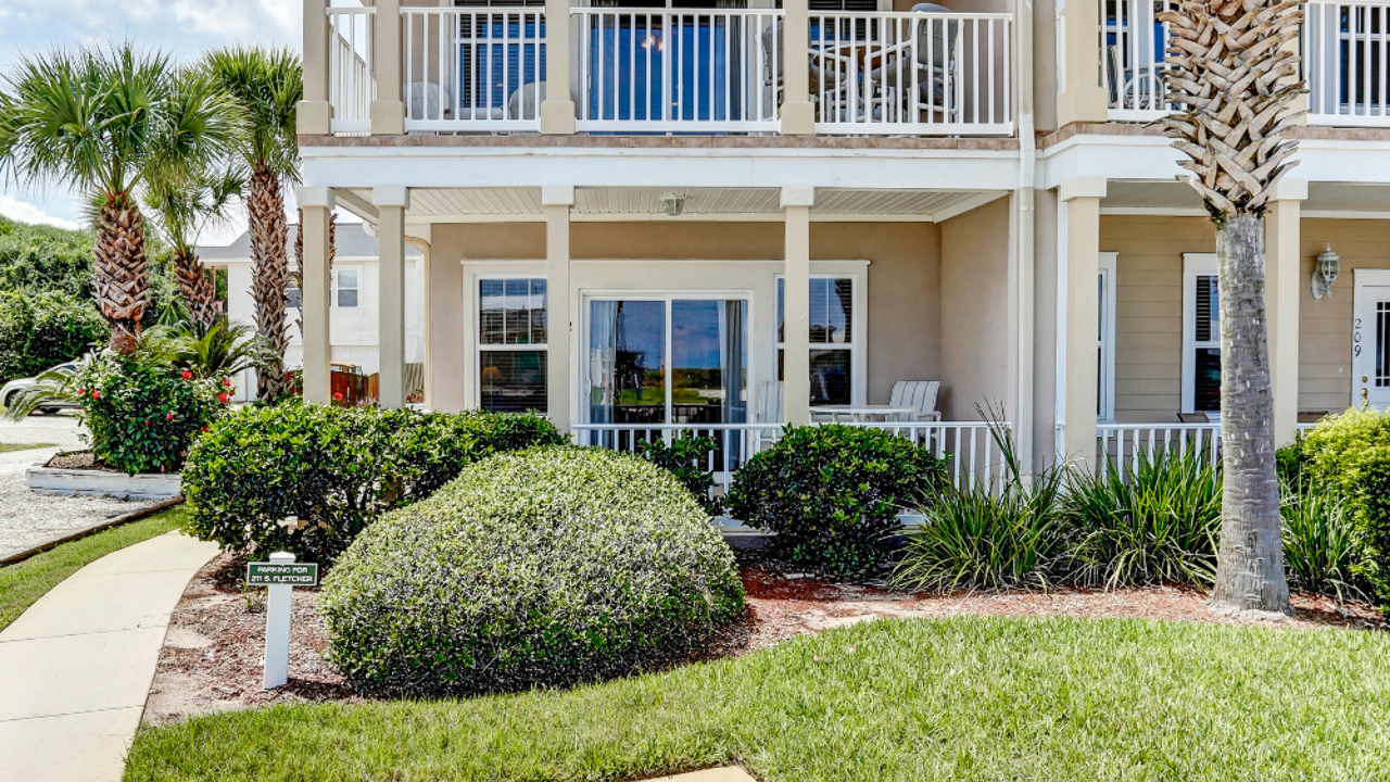 211 S. Fletcher Ave, Fernandina Beach, FL, 32034 Scene 2