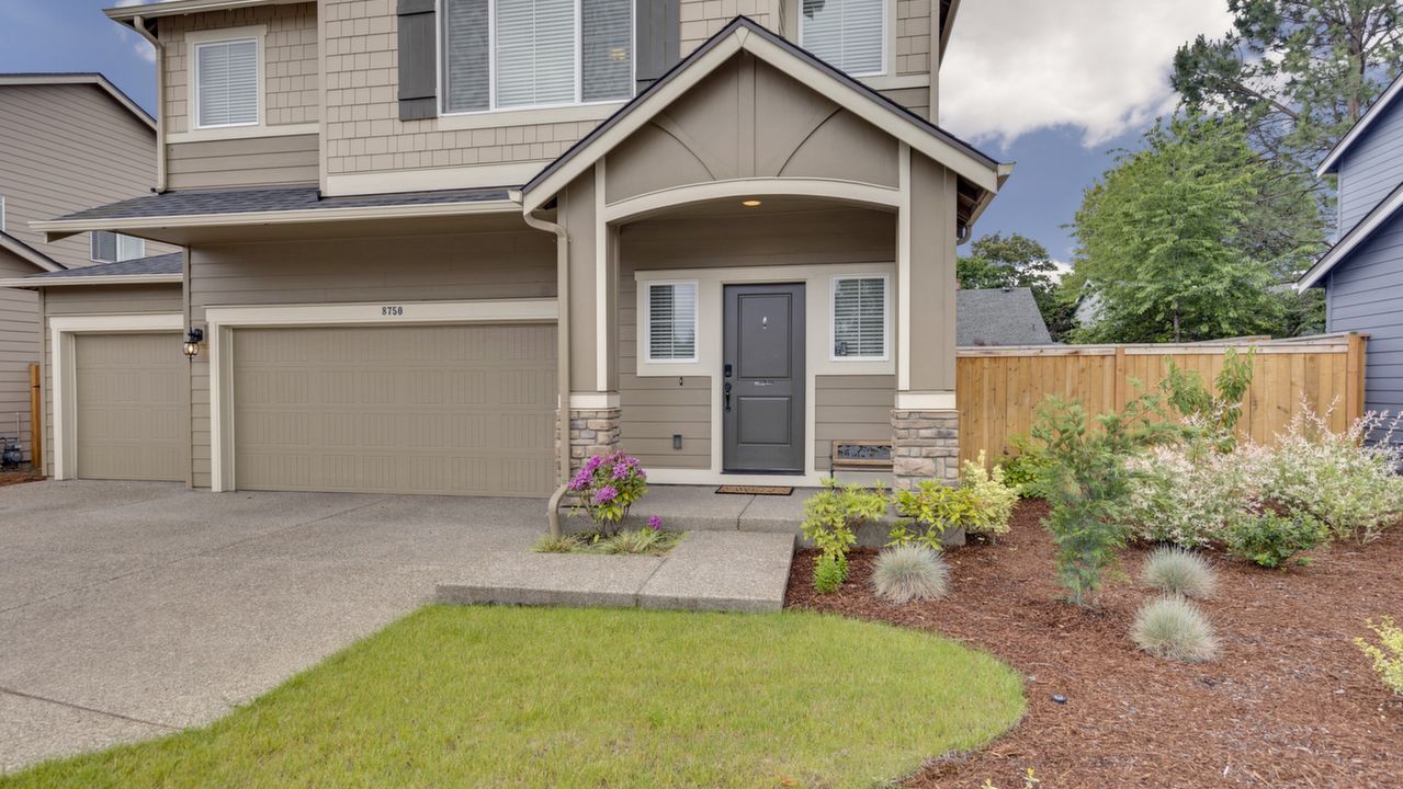 8750 SW Schmidt Loop, Tigard, OR, 97224 Scene 4