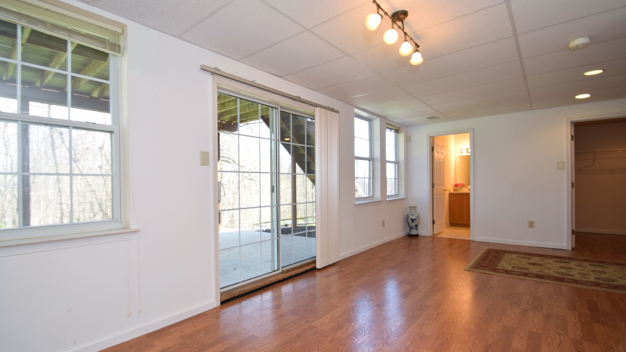 1058 Ryans Run, Garnet Valley, PA, 19061 Scene 4