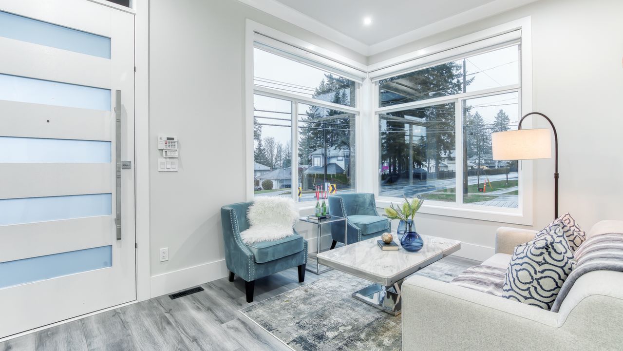 15346 28 Ave, Surrey, BC, V4A 5Y8 Scene 2