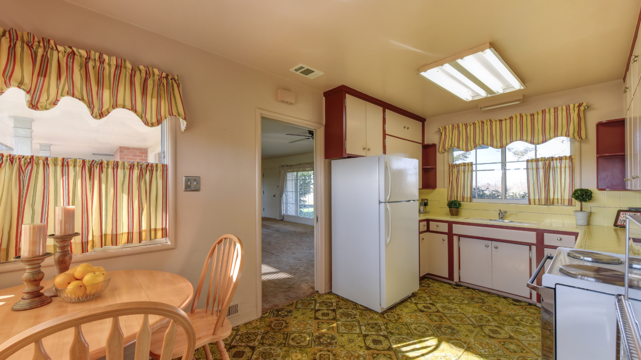 7662 E Kettleman Ln., Lodi, CA, 95240 Scene 3