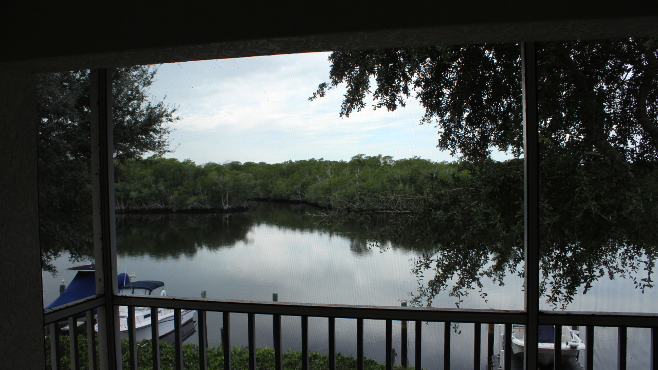 Lanai Water View