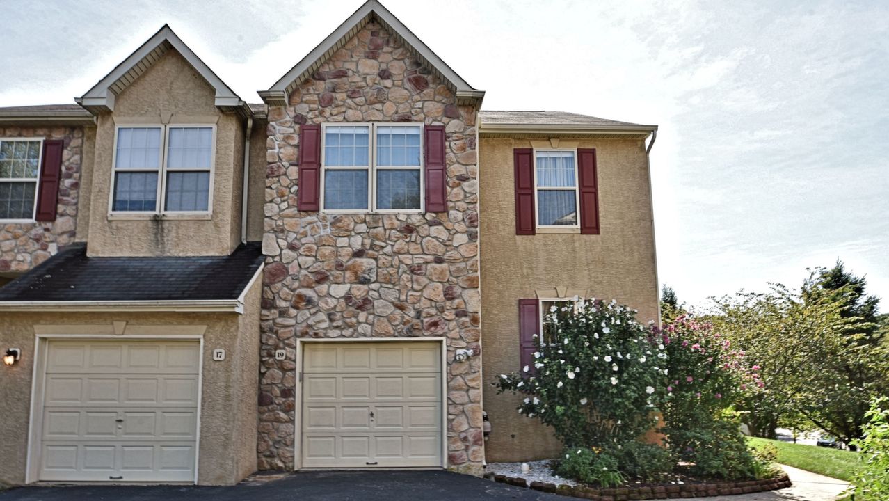 19 Abbott Ct, Norristown, PA, 19403 Scene 1