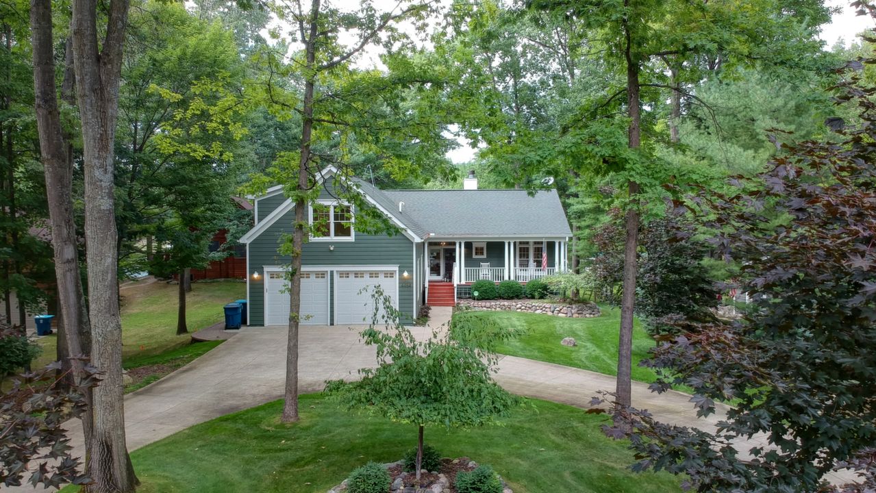 4464 Queens Way, Gladwin, MI, 48624 Scene 2