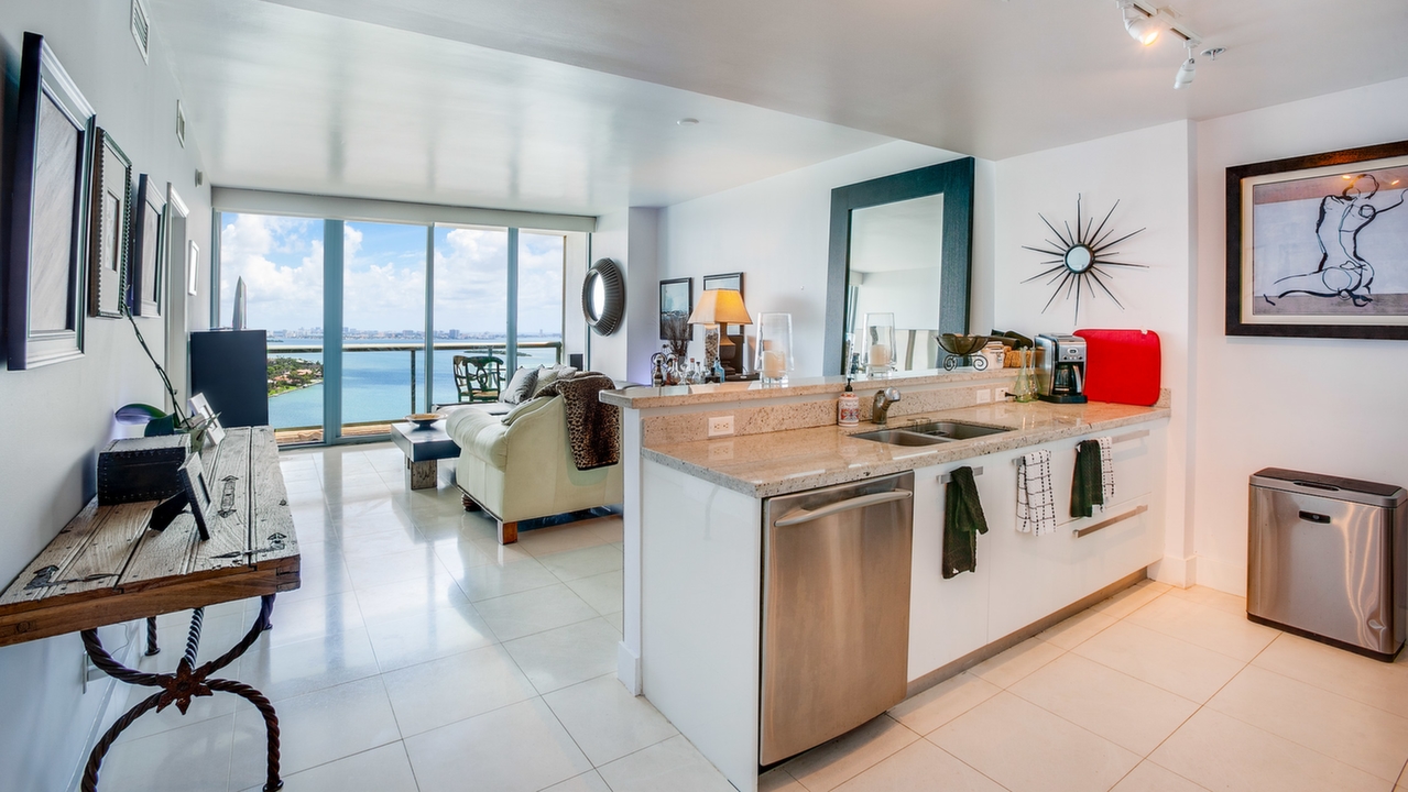 Blue-Condo-#251-01