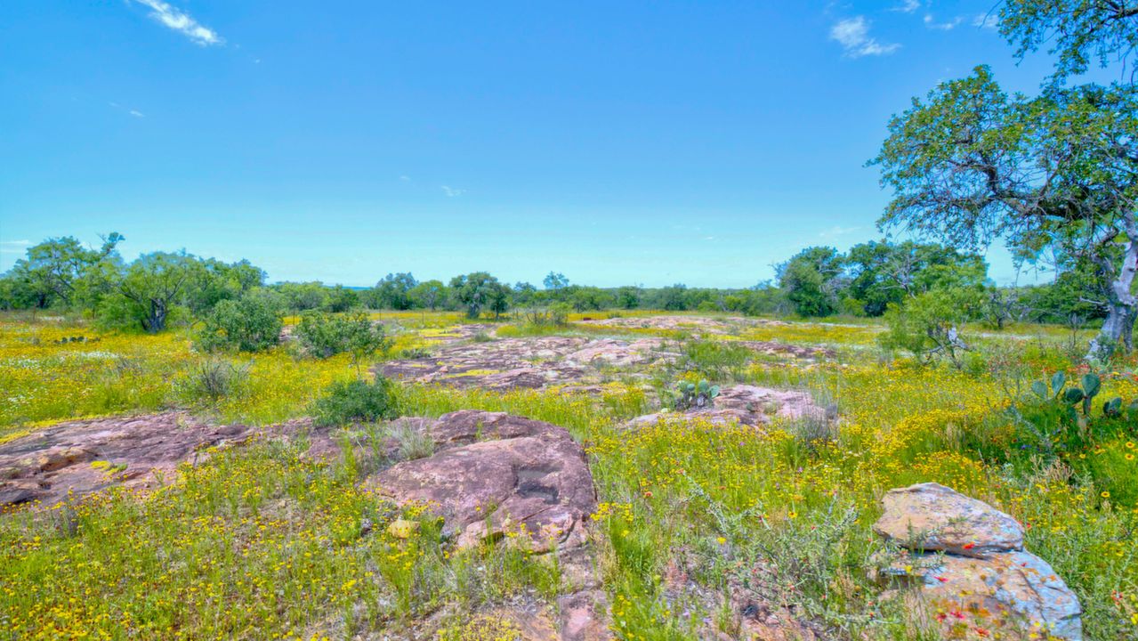 CR 103a, Llano, TX, 78643 Scene 4