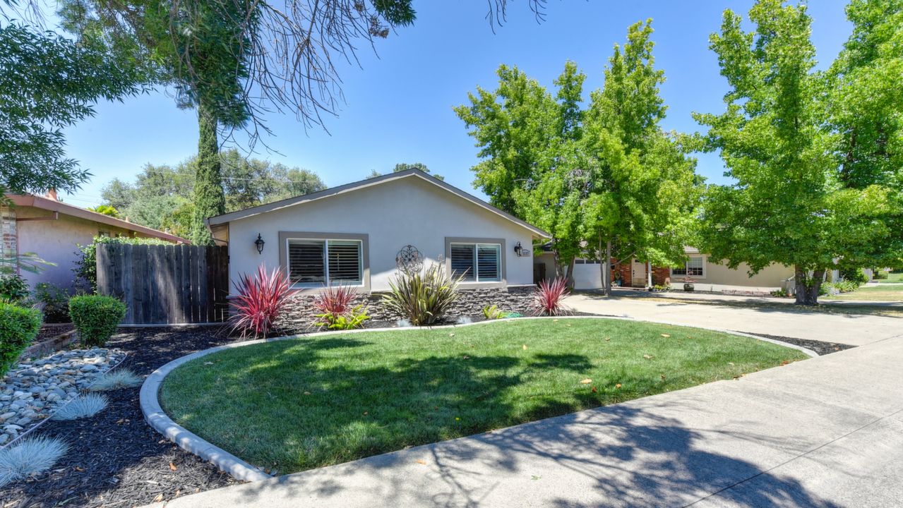 1517 Sierra Gardens Dr., Roseville, CA, 95661 Scene 2