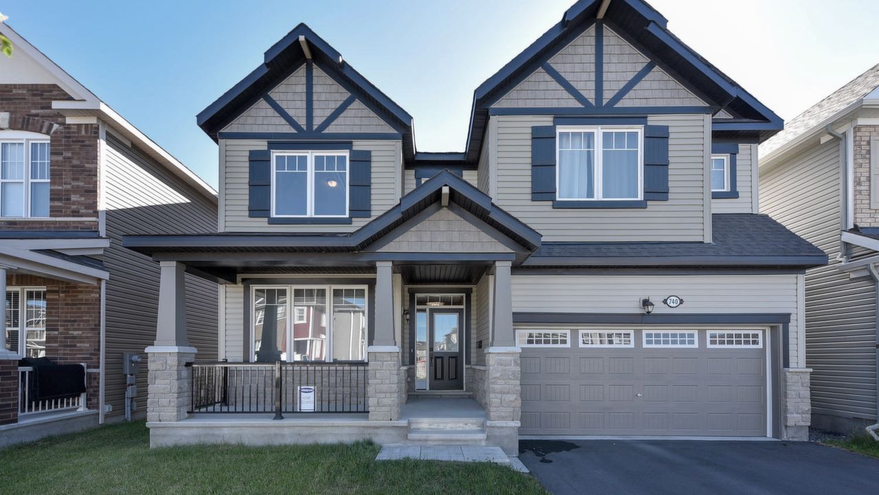   Located In A Family Desirable Area. 