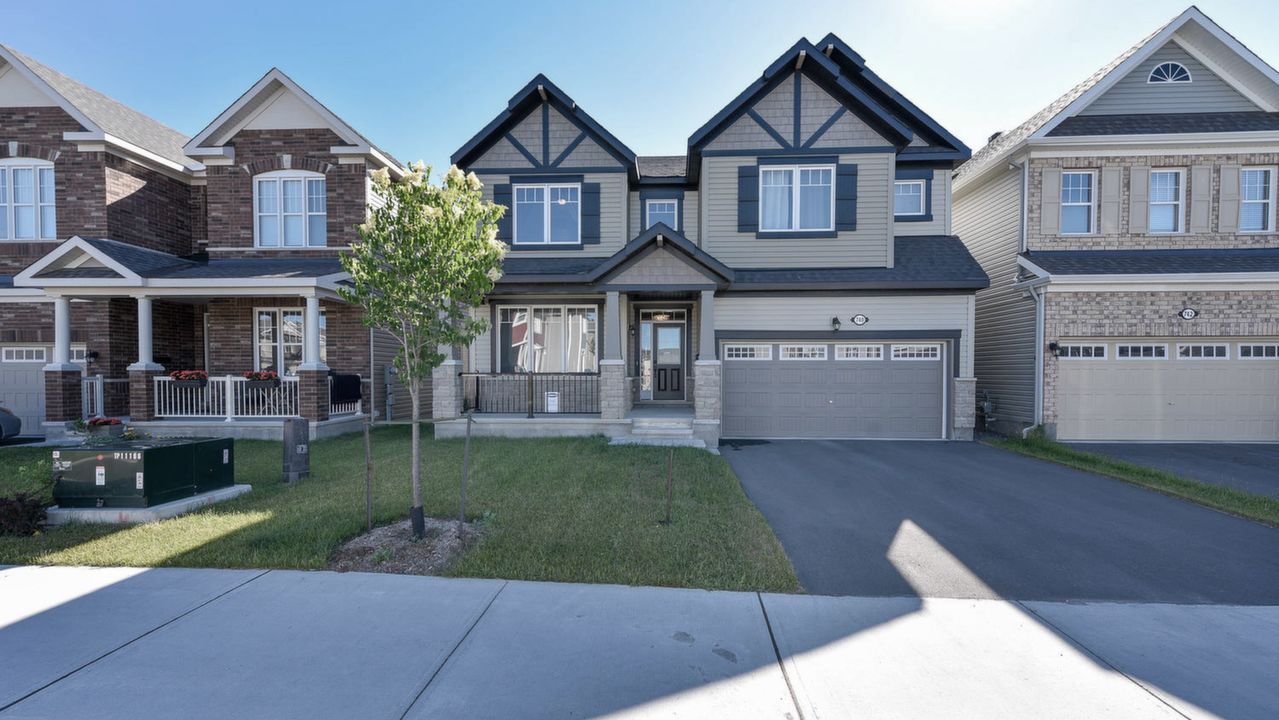  Absolutely Stunning One Year Old Mattamy Home