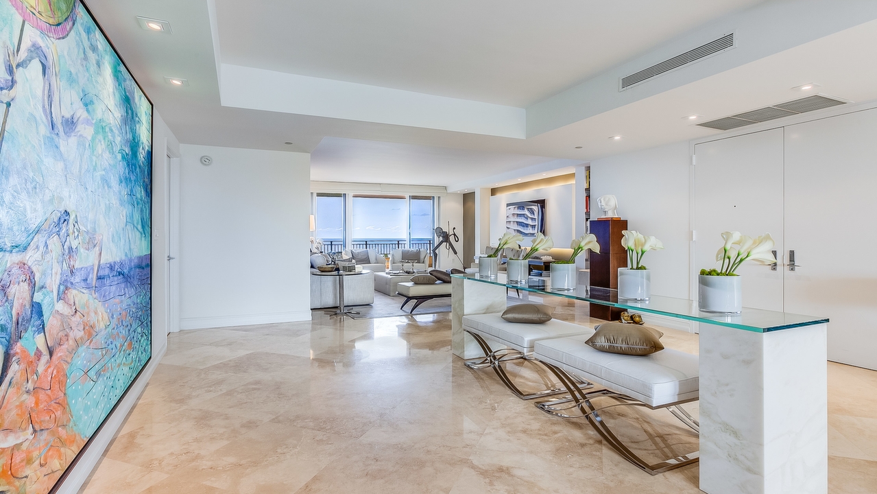 Ocean-Tower-One-#806-03