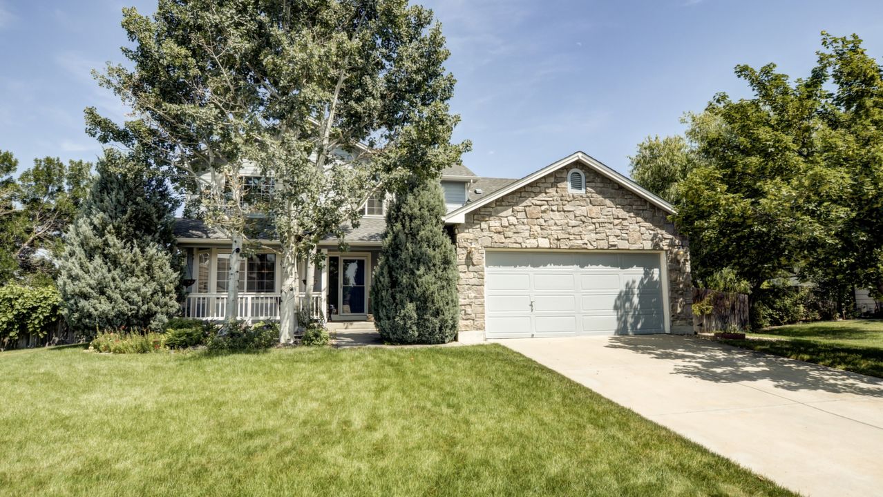   295 Maplewood Dr