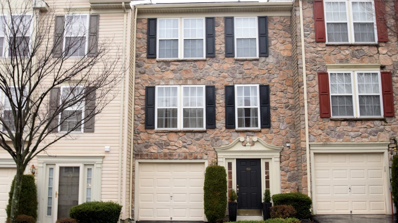 102 Anthony Ct, Montgomeryville, PA, 19454 Scene 1