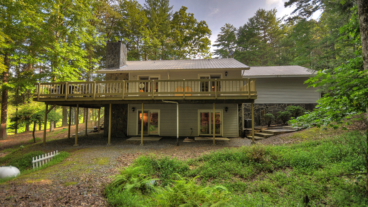 990 Cherokee Dr, Ellijay, GA, 30540 Scene 1