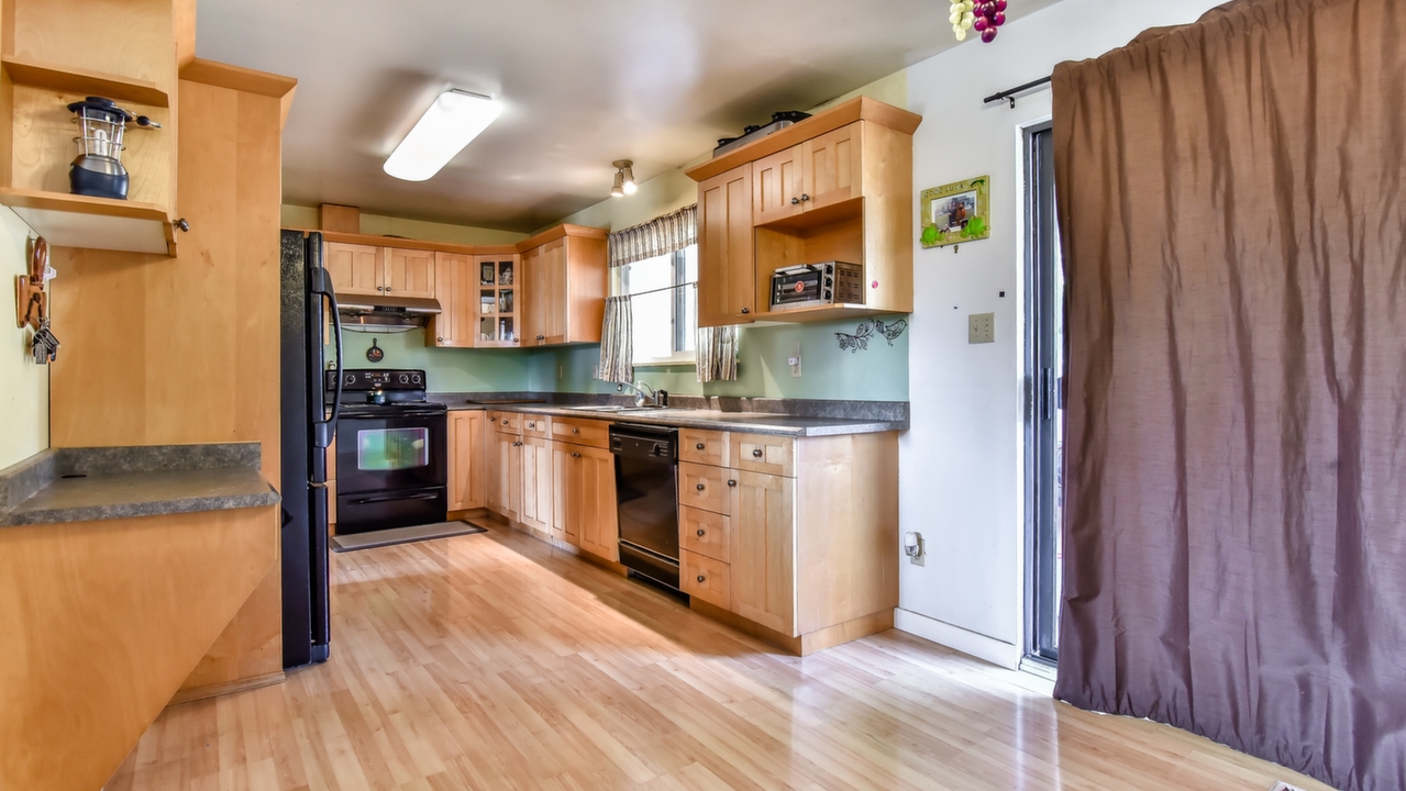 15031 Weston Pl., Surrey, BC, V3S 5G3 Scene 2