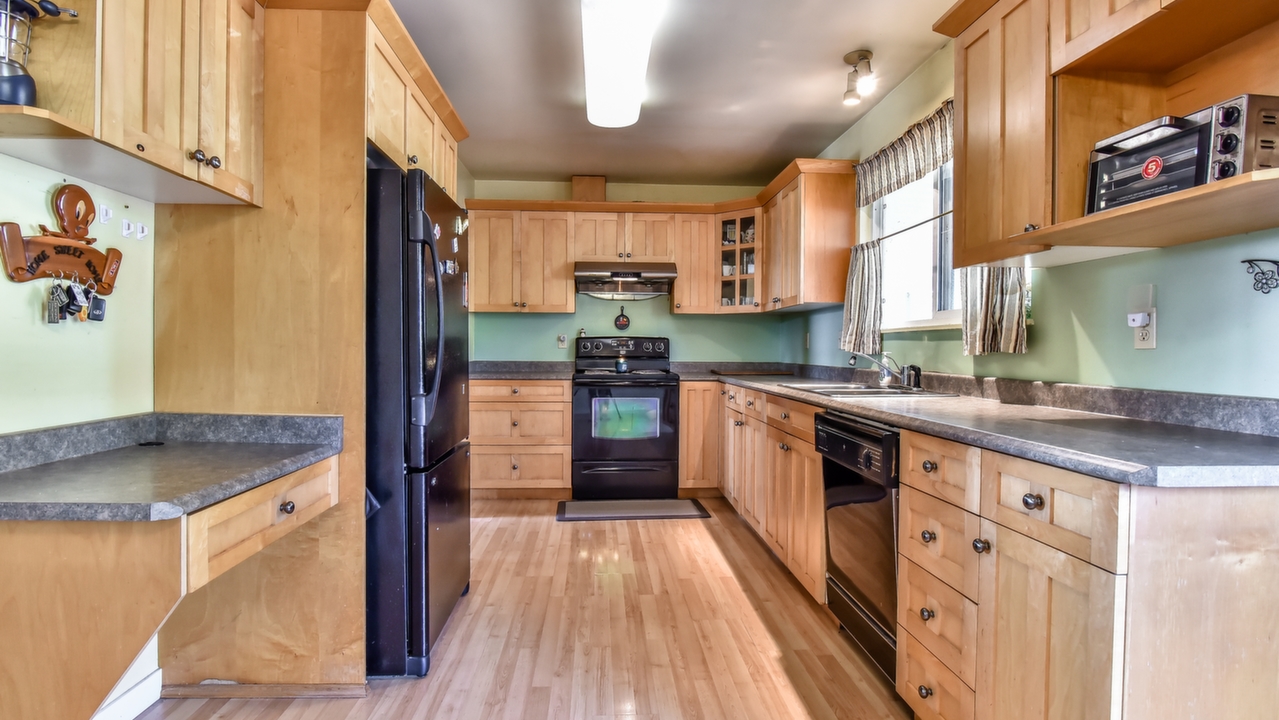 15031 Weston Pl., Surrey, BC, V3S 5G3 Scene 3