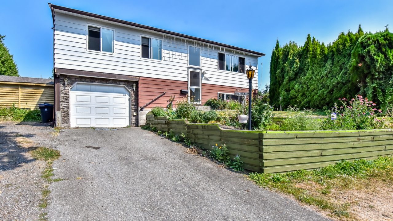 15031 Weston Pl., Surrey, BC, V3S 5G3 Scene 1