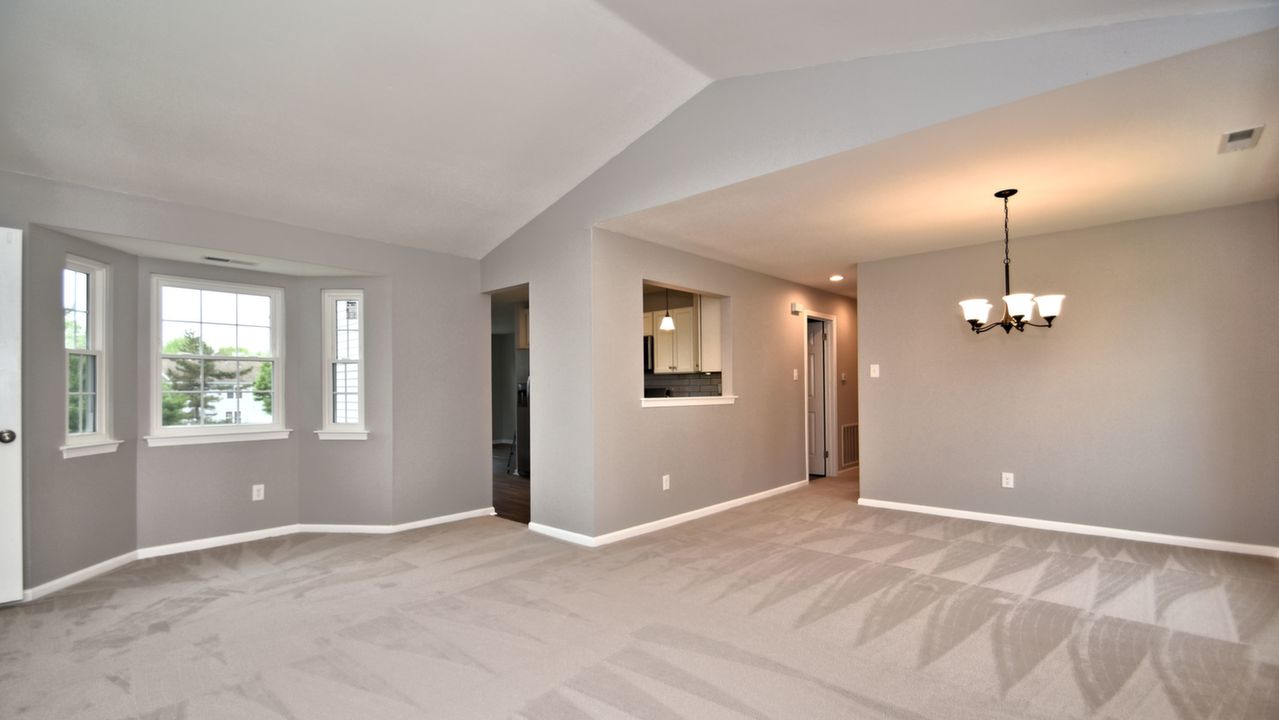 685-B Rose Hollow Dr, Yardley, PA, 19067 Scene 2