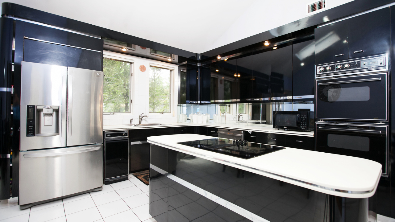 574 Carman Ave, Westbury, NY, 11590 Scene 4