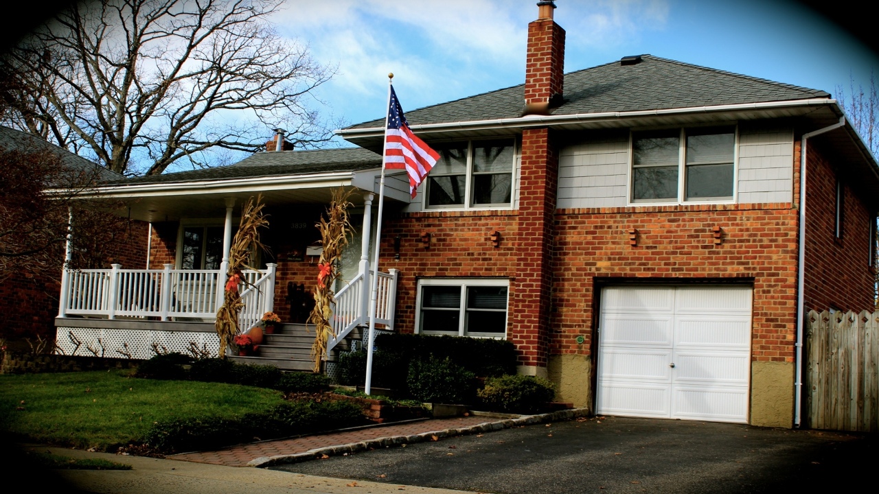 3839 Hollis Lane, Seaford, NY, 11783 Scene 1