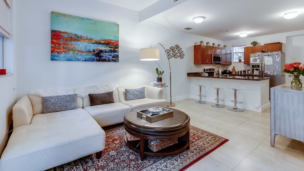 2845-Coconute-Ave-#3-02