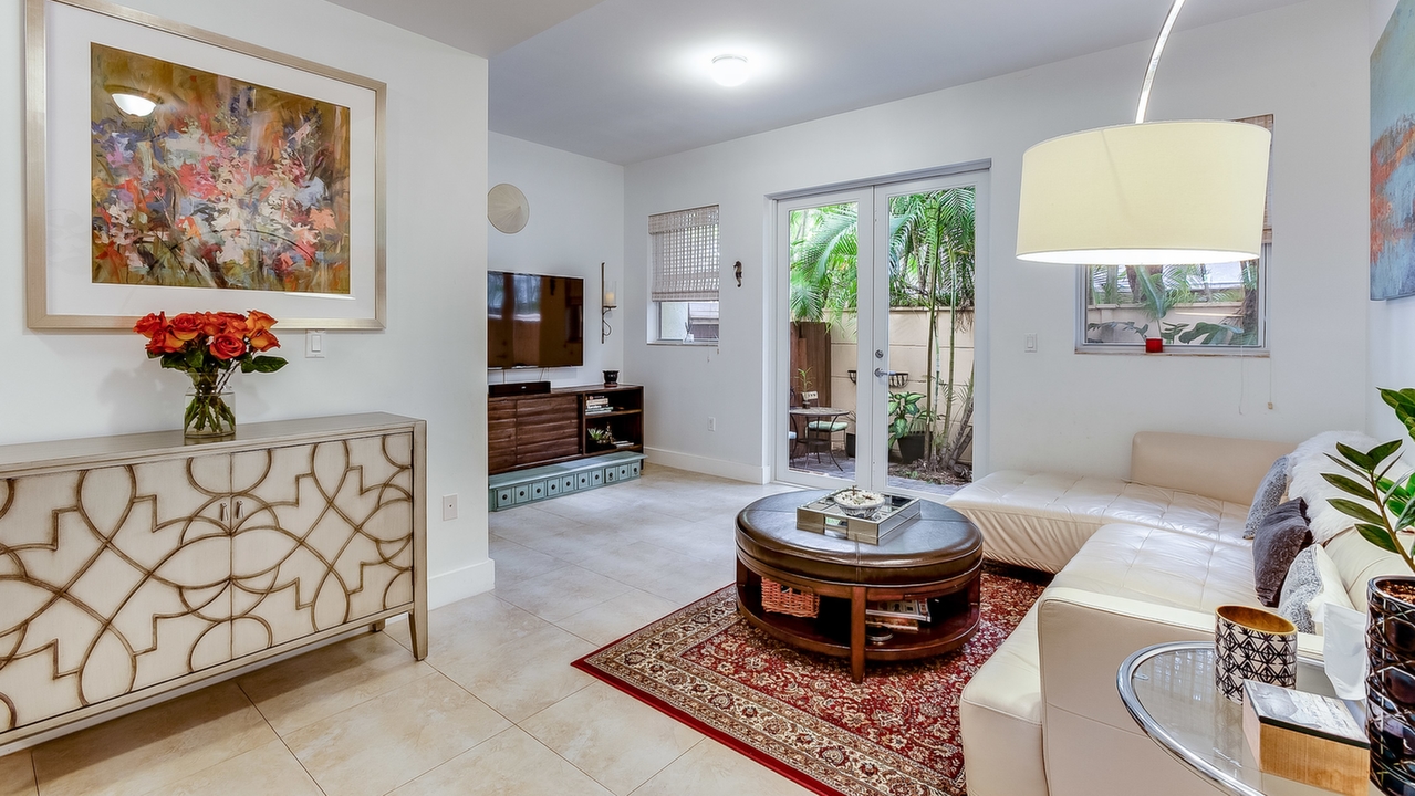 2845-Coconute-Ave-#3-04