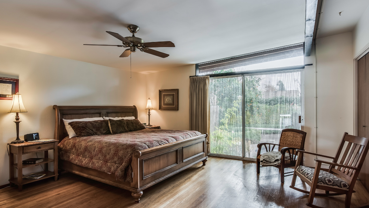 4166 American River Dr 23