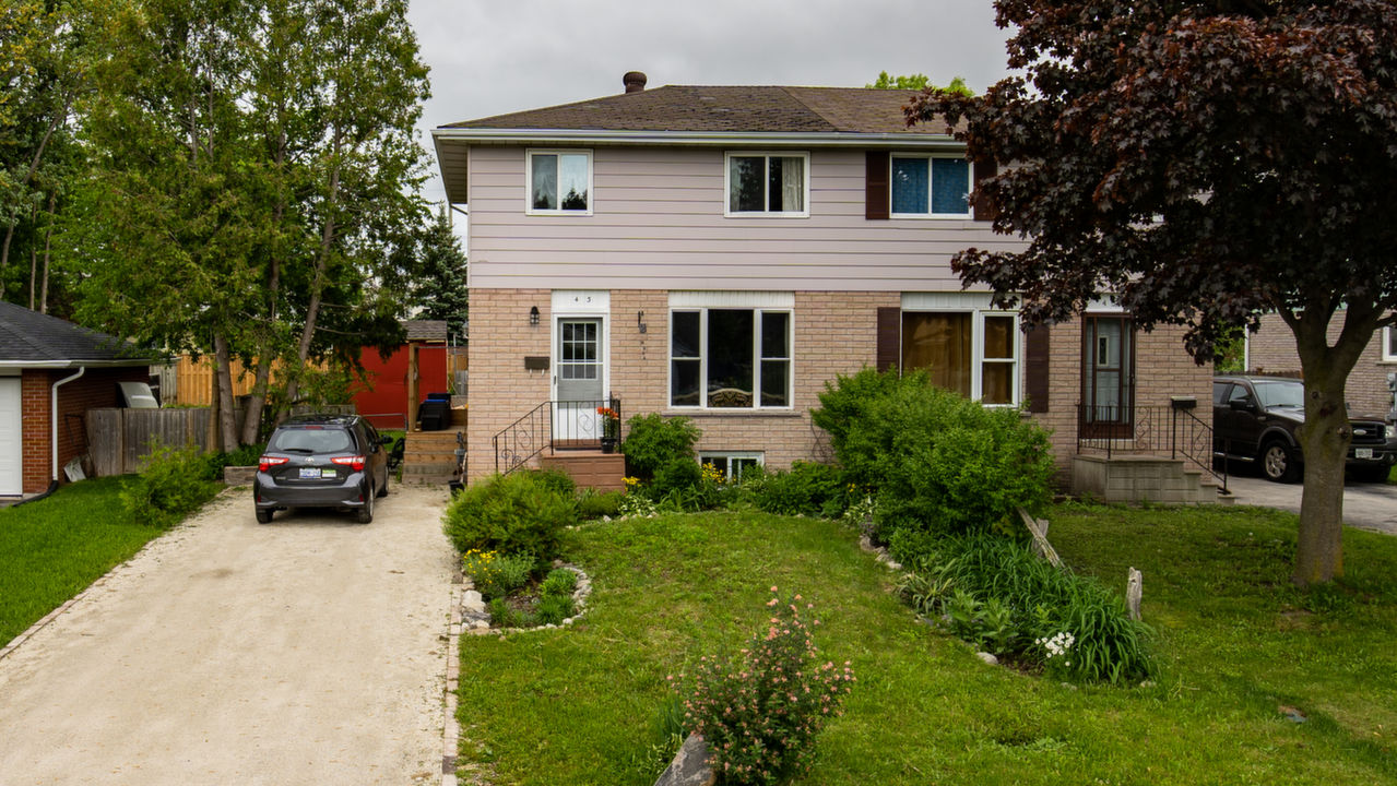 43 Gibbard Crescent, Collingwood, ON, L9Y 2B9 Scene 1