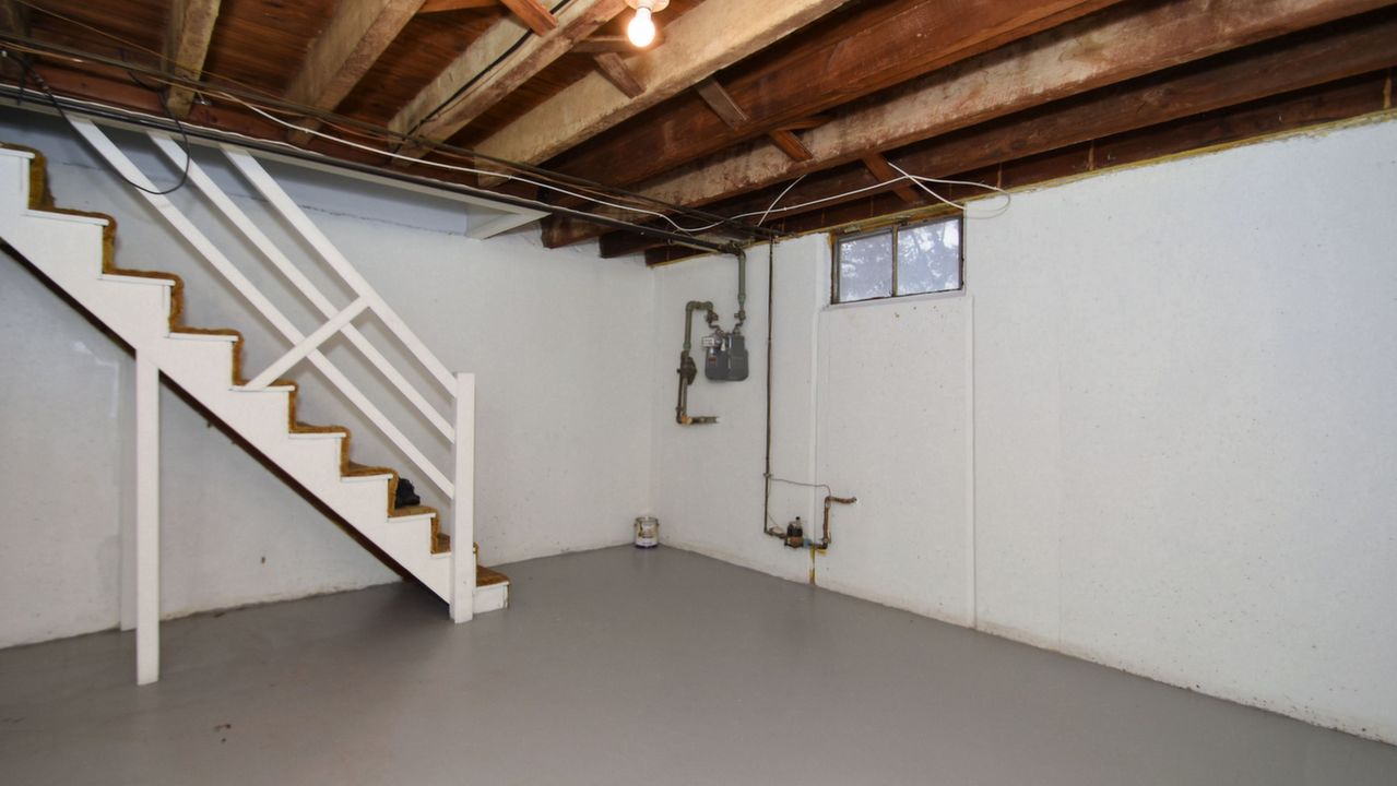 1115 Meadowbrook Ln, Collingdale, PA, 19023 Scene 4