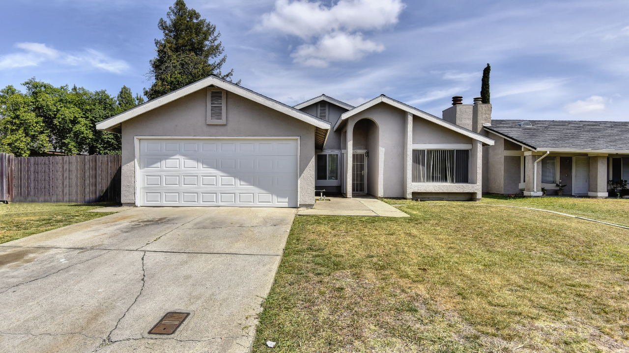 70 Summer Rim Circle, Sacramento, CA, 95823 Scene 2