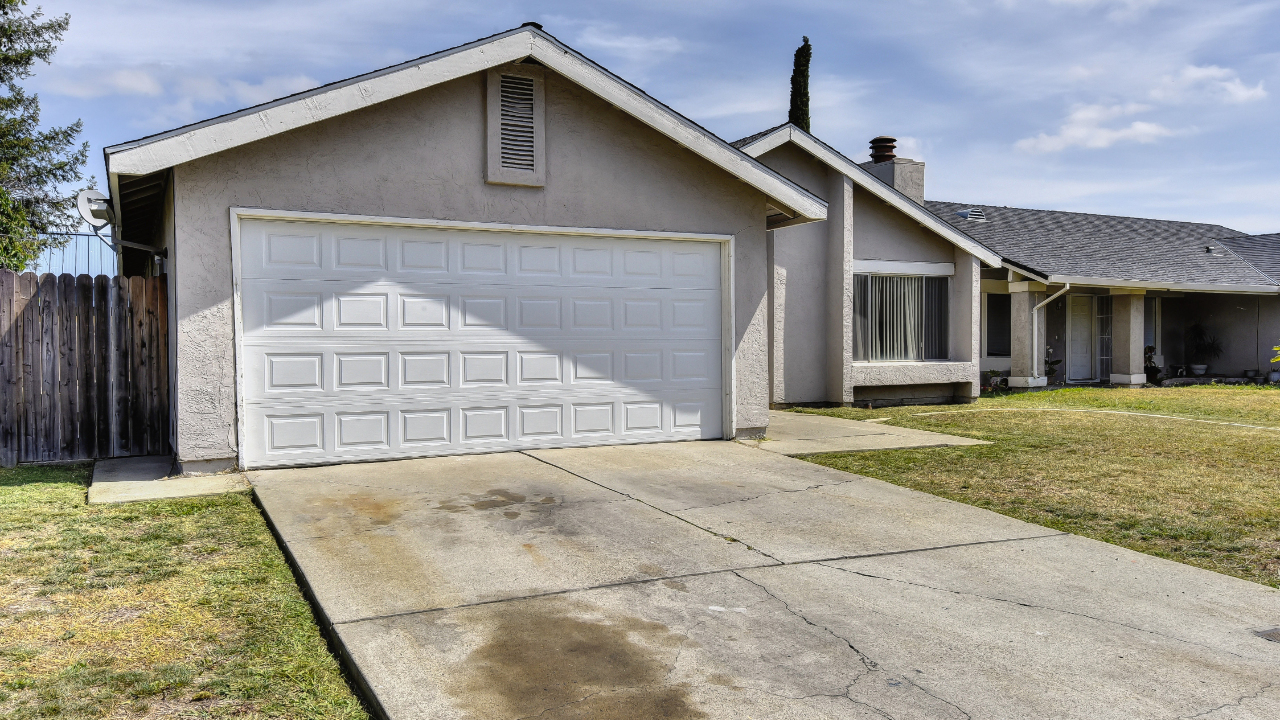 70 Summer Rim Circle, Sacramento, CA, 95823 Scene 4