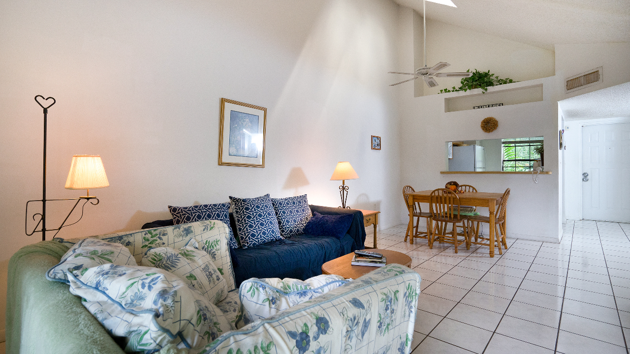 12990-SW-88th-Ln-04