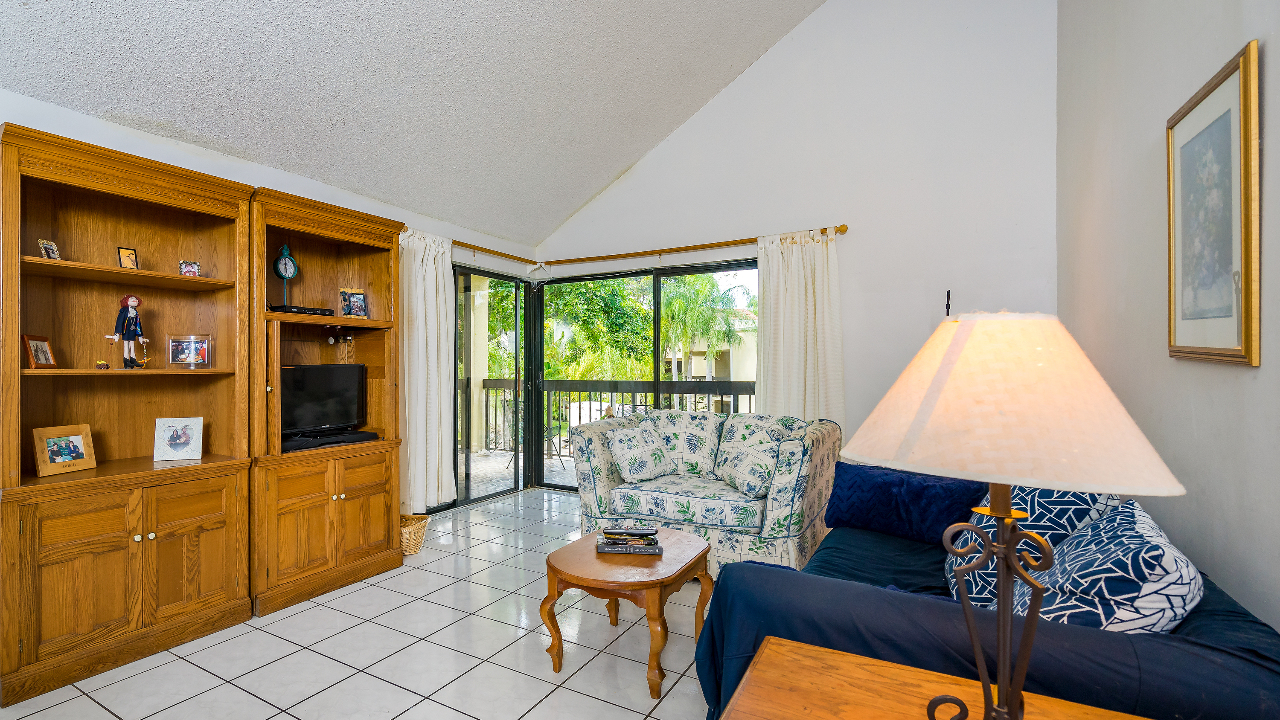 12990-SW-88th-Ln-02