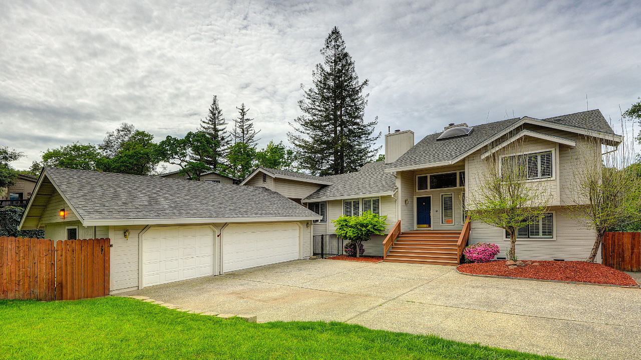 4207 Thistledown Drive, Fair Oaks, CA, 95628 Scene 2