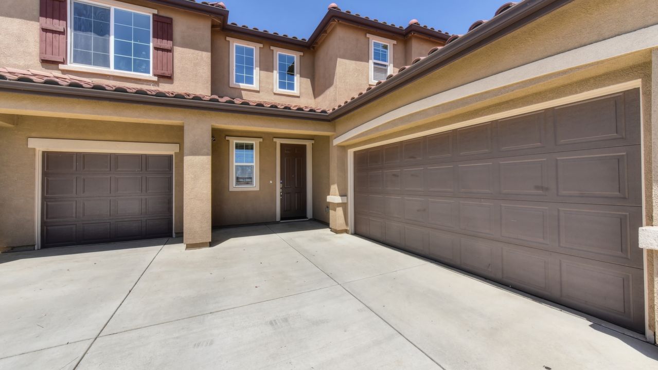 10088 Cape Verde Drive, Elk Grove, CA, 95757 Scene 4