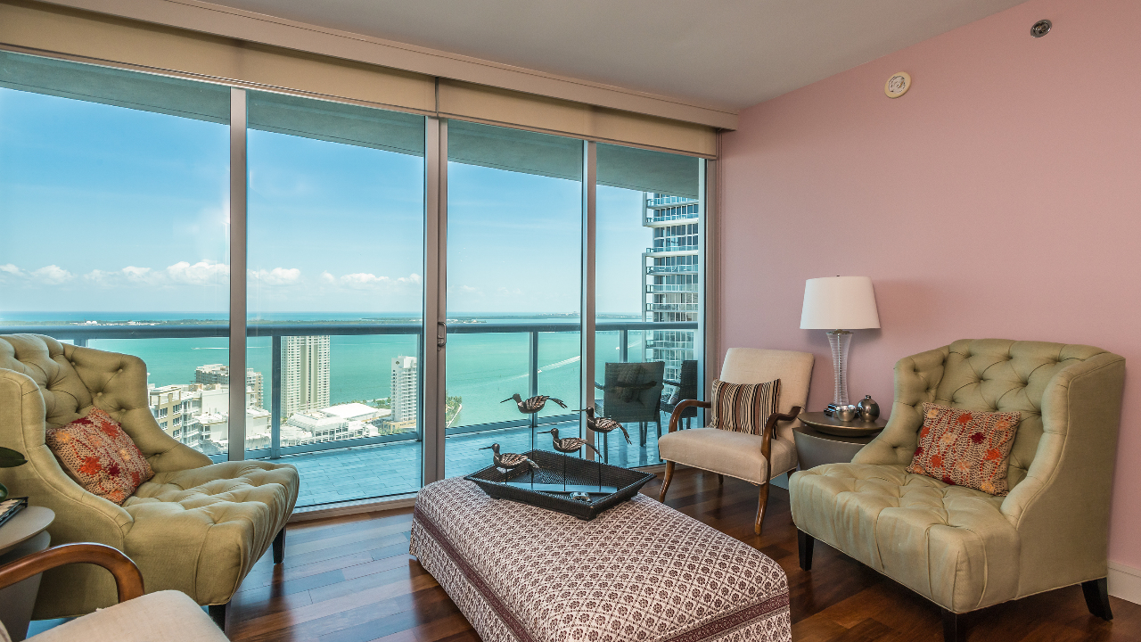 Icon-Brickell-#3703-02