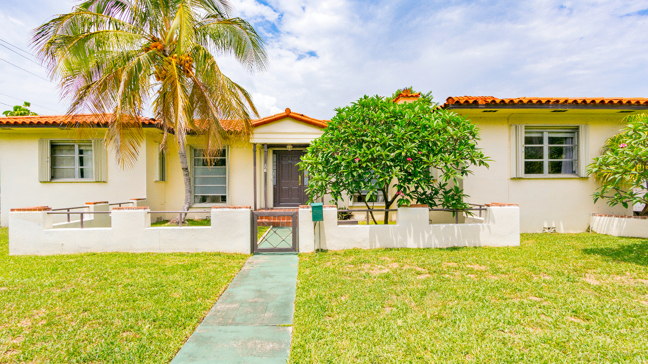 9400-Abbott-Ave-02