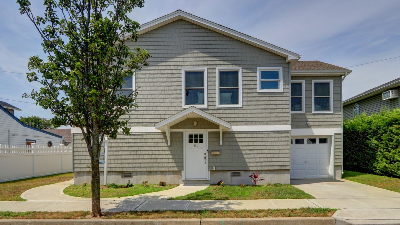 61 Dalton St, Long Beach, NY, 11561 Scene 1