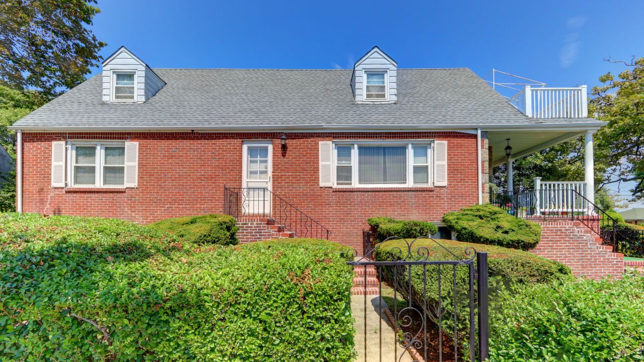 203 Lincoln Blvd, Long Beach, NY, 11561 Scene 2