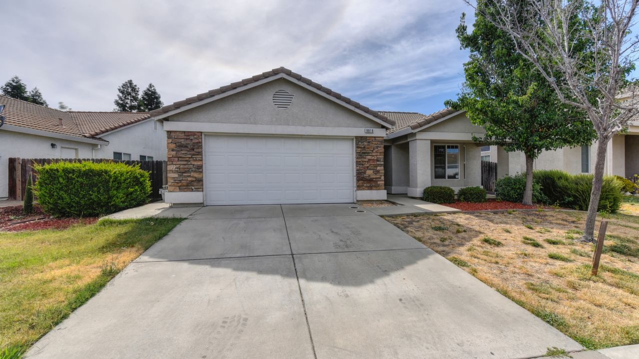 9818 Baranello Way, Elk Grove, CA, 95757 Scene 3