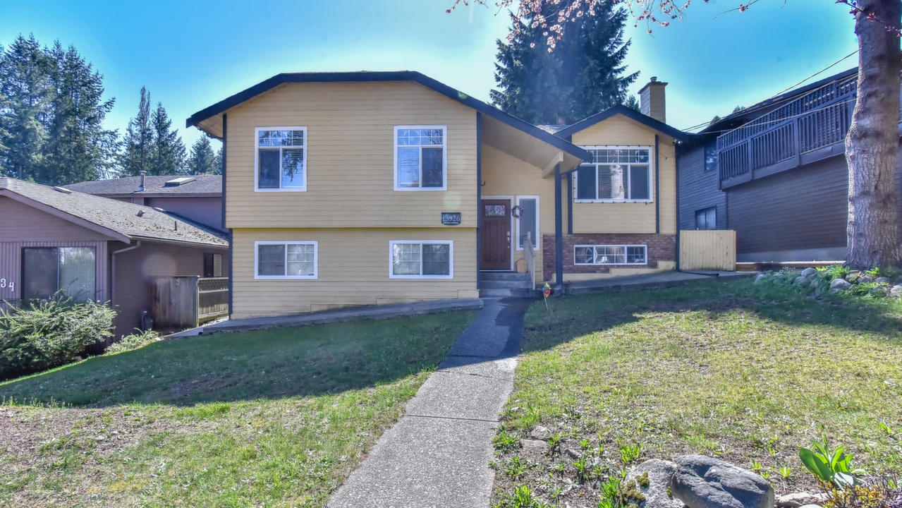 13926 80 Ave., Surrey, BC, V3W 8G2 Scene 1