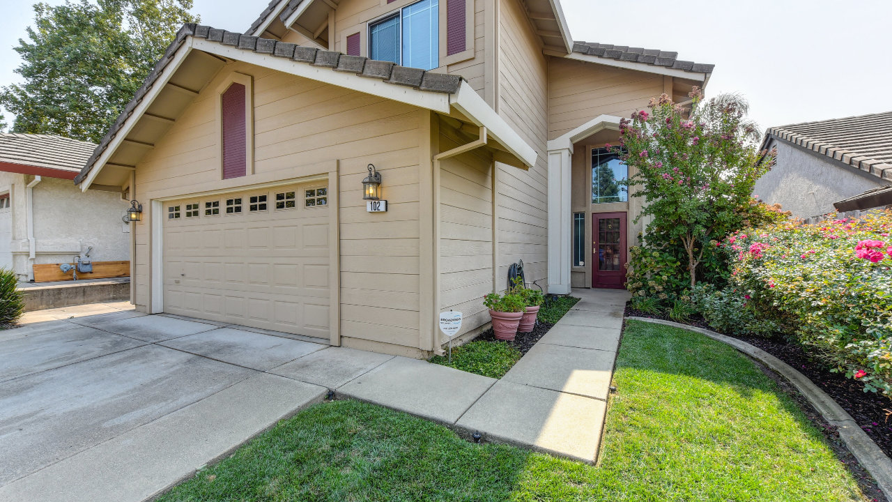 102 Whiting Way, Folsom, CA, 95630 Scene 4