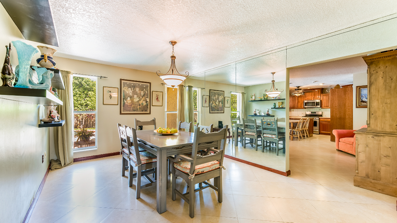 5831-SW-89th-Place-04