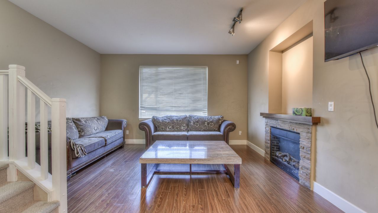 20 7088 191 STREET, Cloverdale, BC, V4N0B4 Scene 2