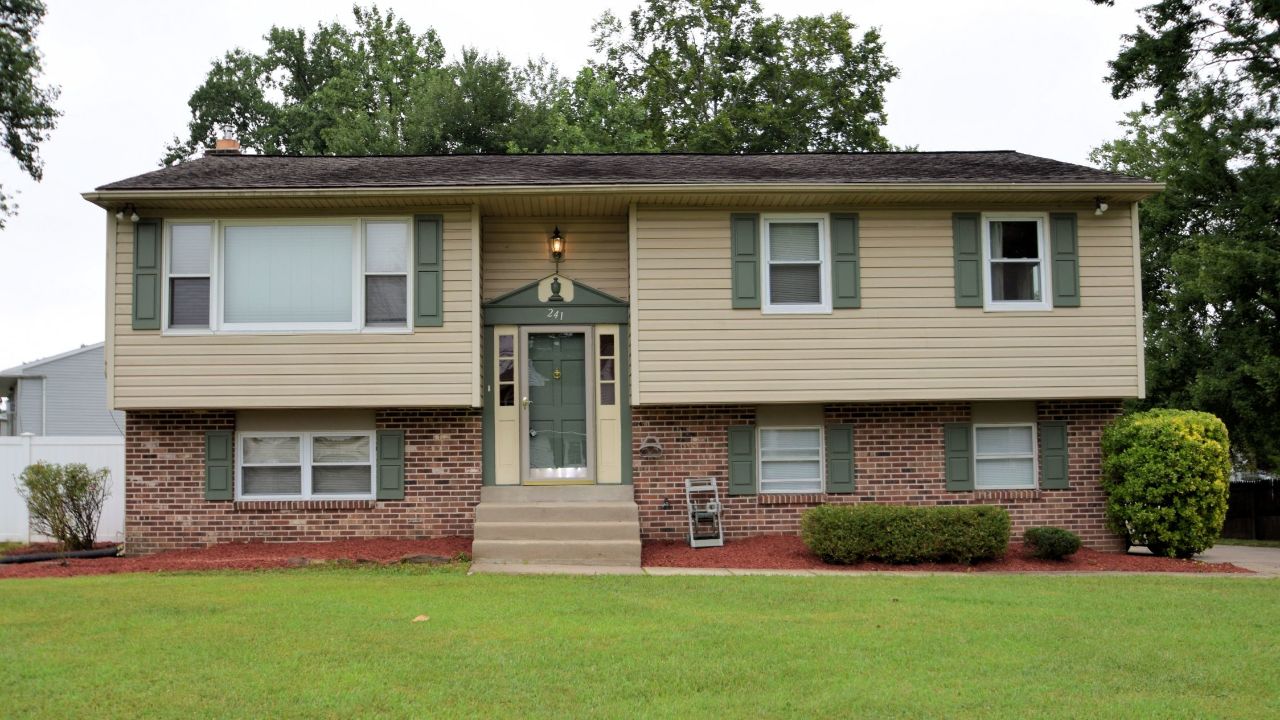 241 Magnolia Rd, Warminster, PA, 18974 Scene 1