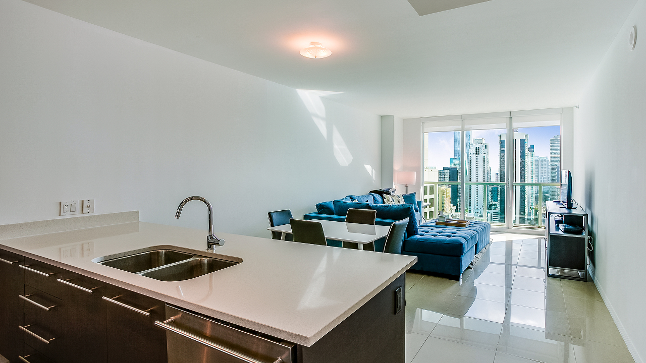 500 Brickell West Condo #3706-01