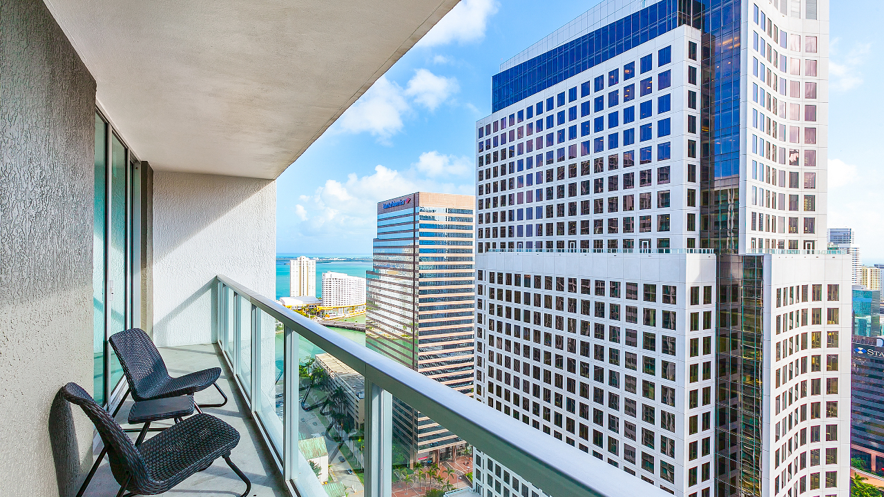 500 Brickell West Condo #3706-04