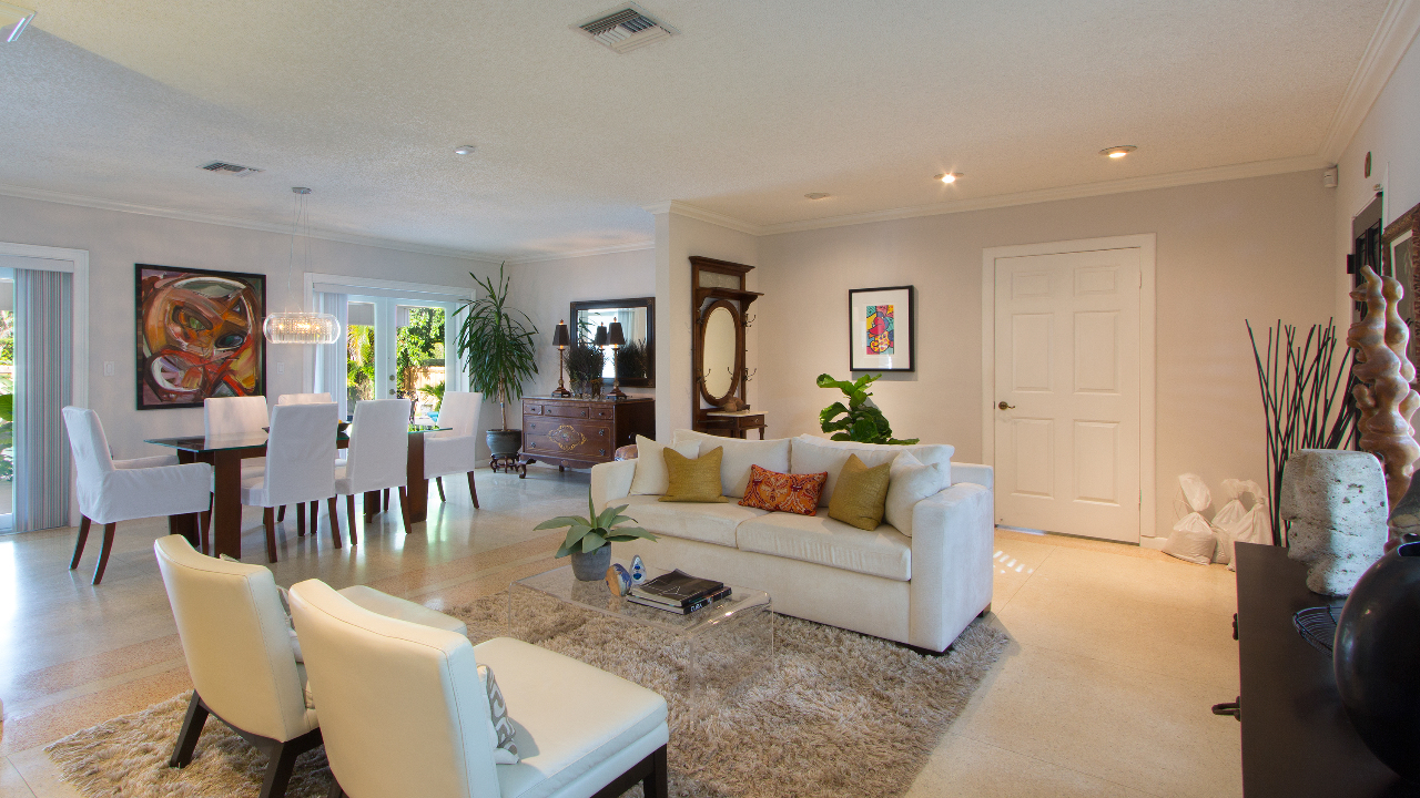 863-NE-99th-St-03